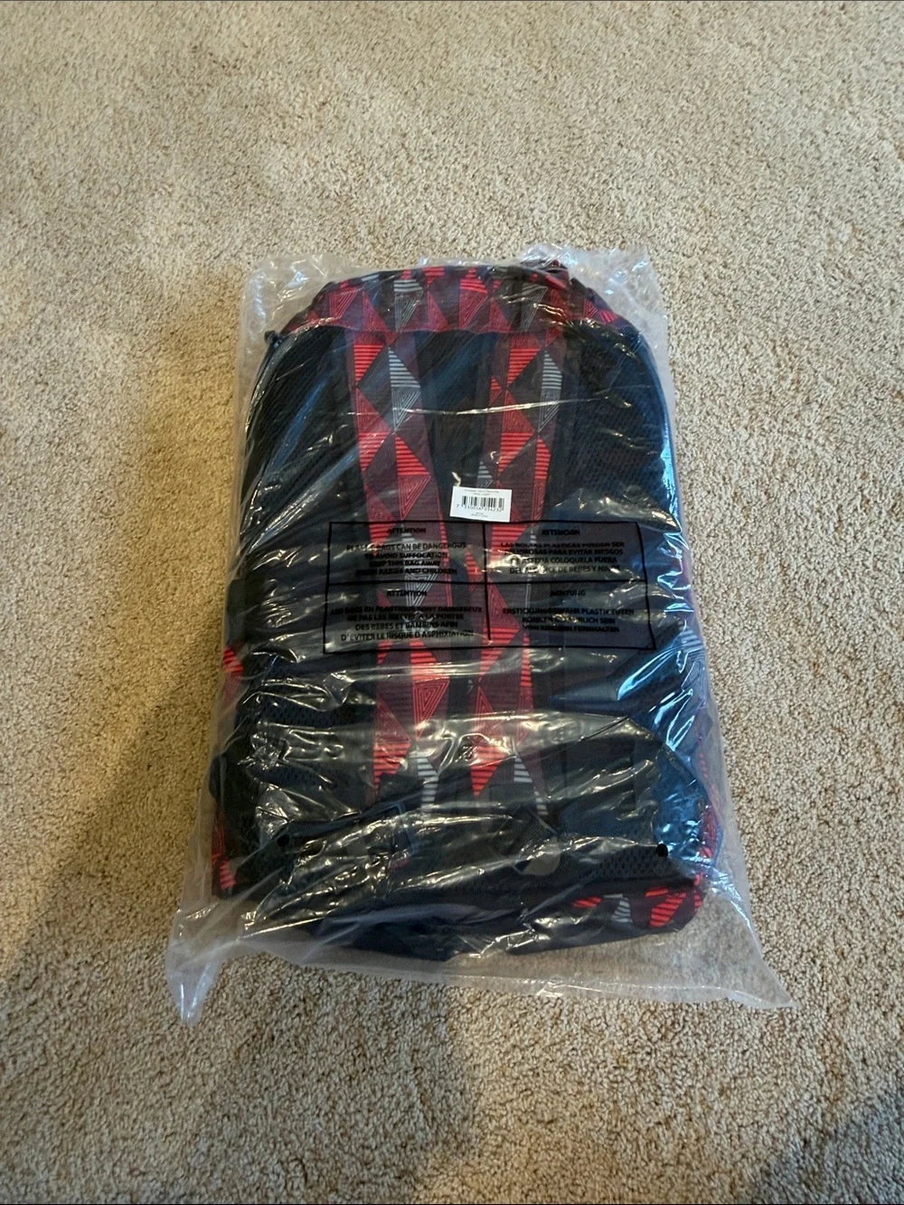 Dynamic Discs Disc Golf Backpack - Red Geometric Carry Bag